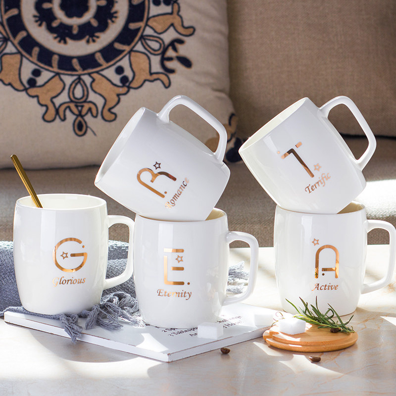 Creative cup ceramic coffee cup milk cup breakfast cup ceramic cup large capacity mug with lid spoon