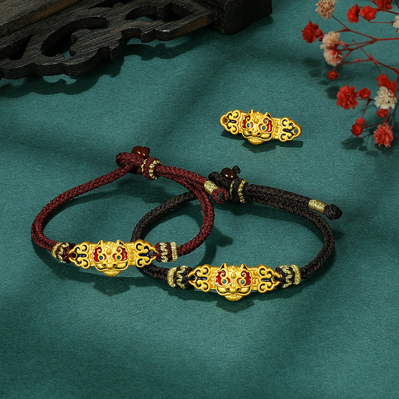 2026年送本命年礼物🎁，黄金3D硬足金999醒狮手链值得入手吗？