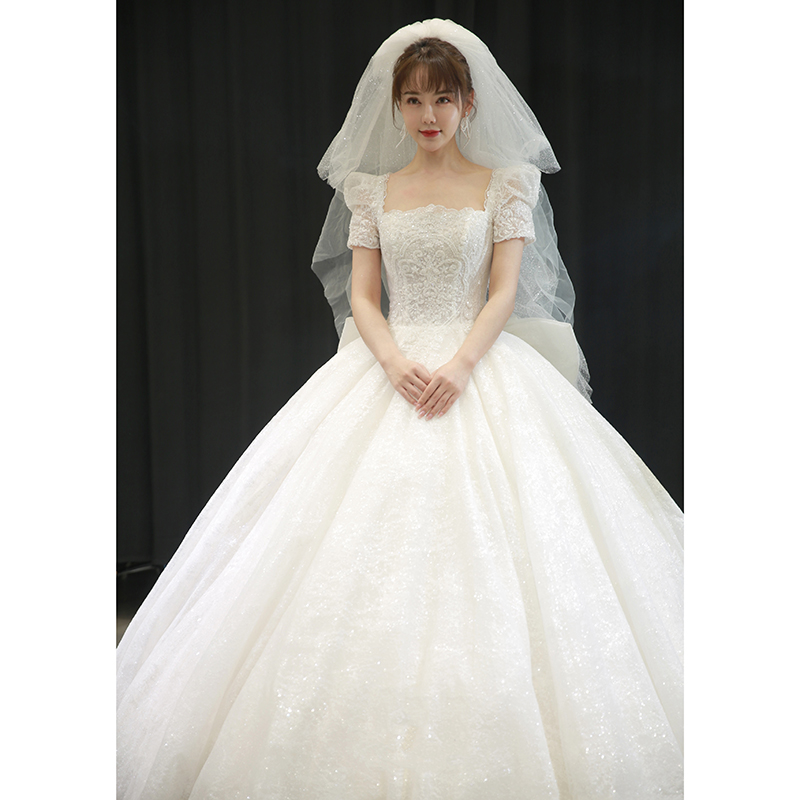 Wedding 2021 new bride's temperament is small, simple and atmospheric, French pregnant woman covering rough arms Luxury trailer Wedding 2021 new bride's temperament is small, simple and atmospheric, French pregnant woman covering rough arms Luxury trailer