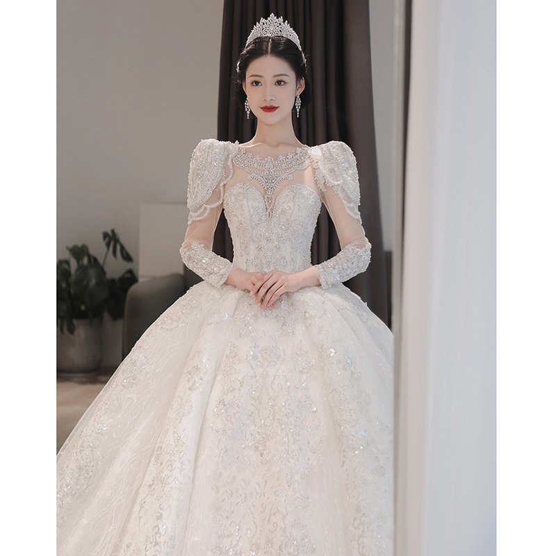 Luxury main wedding dress 2023 new bride French long -sleeved main yarn high -level high -level sense small heavy labor wedding drag tail Luxury main wedding dress 2023 new bride French long -sleeved main yarn high -level high -level sense small heavy labor wedding drag tail