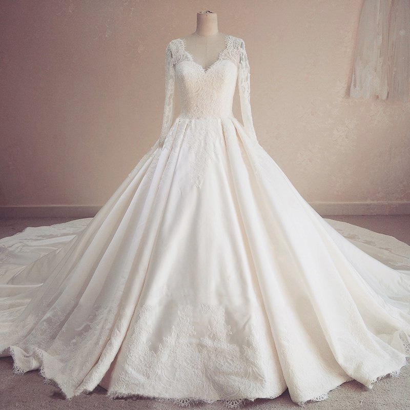 Lace wedding dress, 2020, open shoulders, V-neckline, long sleeve, fitted Lace wedding dress, 2020, open shoulders, V-neckline, long sleeve, fitted