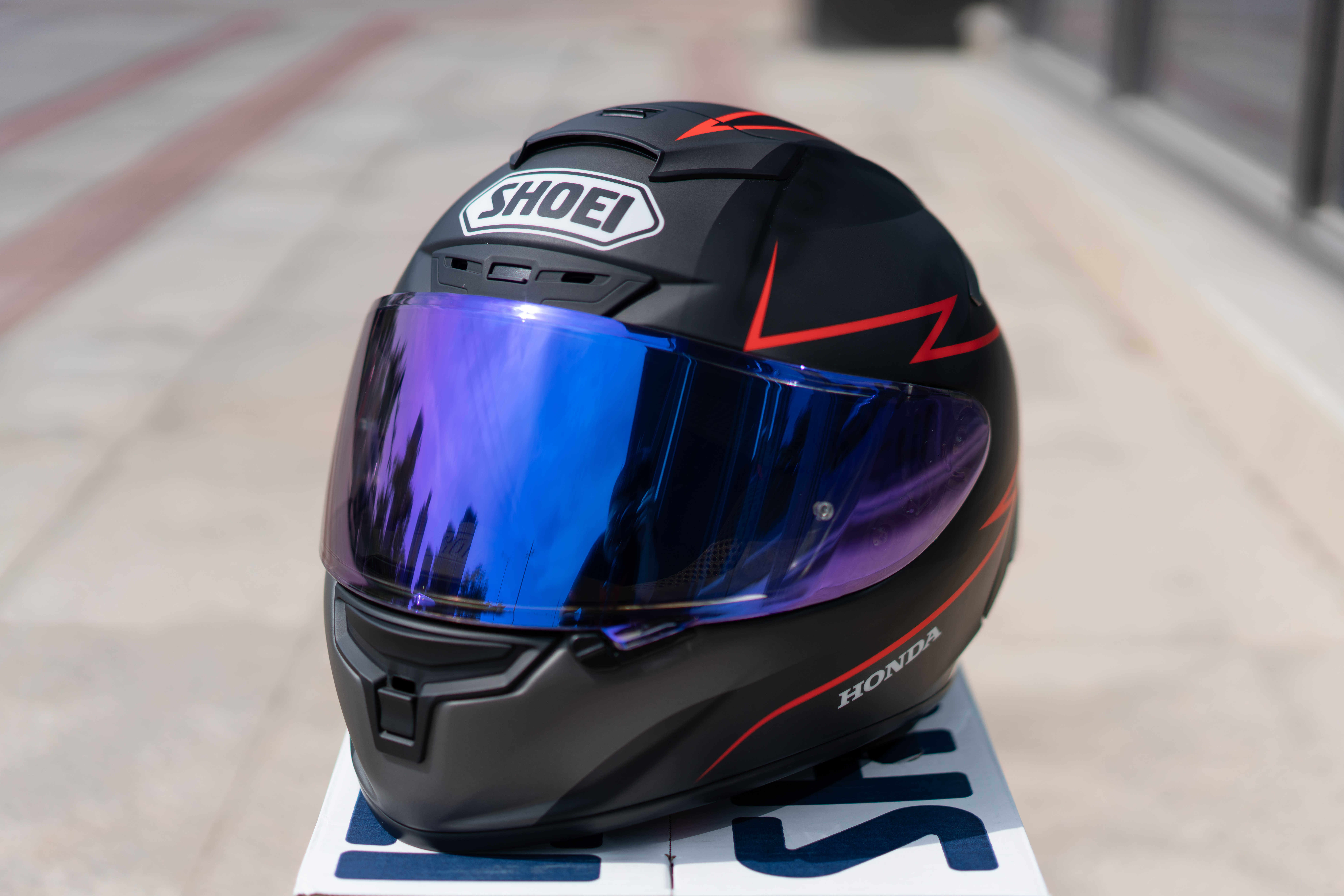 Spot MOCLE color-changing anti-fog electroplated lenses SHOEI Z7 X14 RYD Motorcycle helmet cap