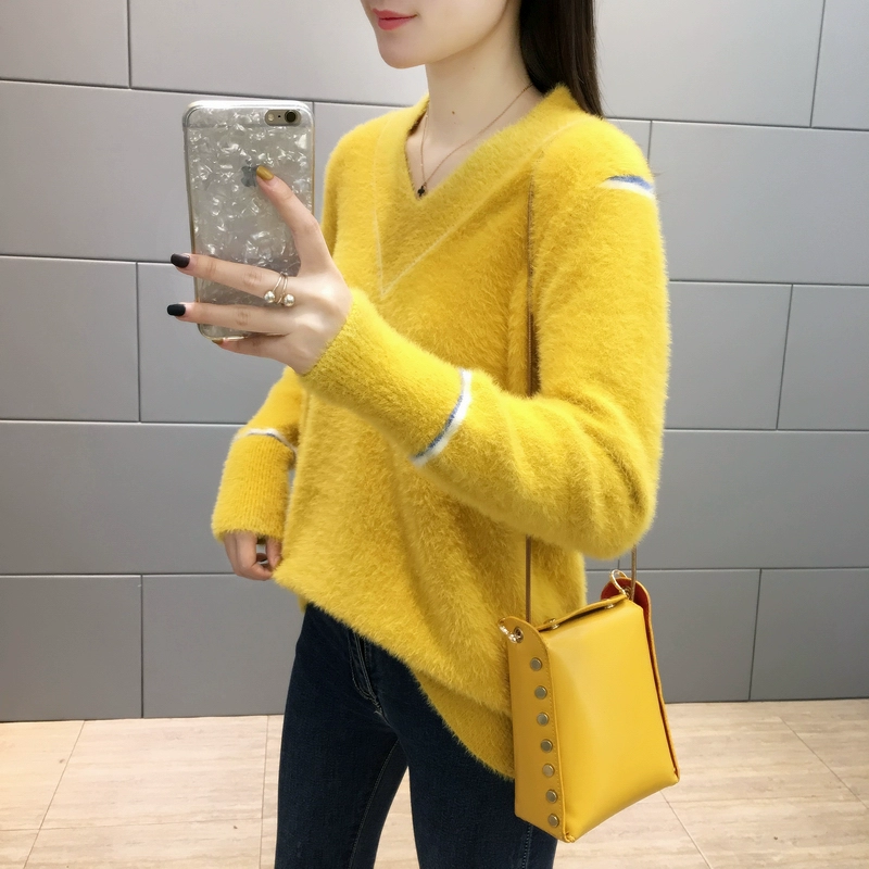 Áo giả nhung nước đáy quần nữ dày áo len lưới màu đỏ 2019 thu đông mới Áo len cổ lọ nữ dài tay - Áo len cổ chữ V áo len nữ hàng hiệu