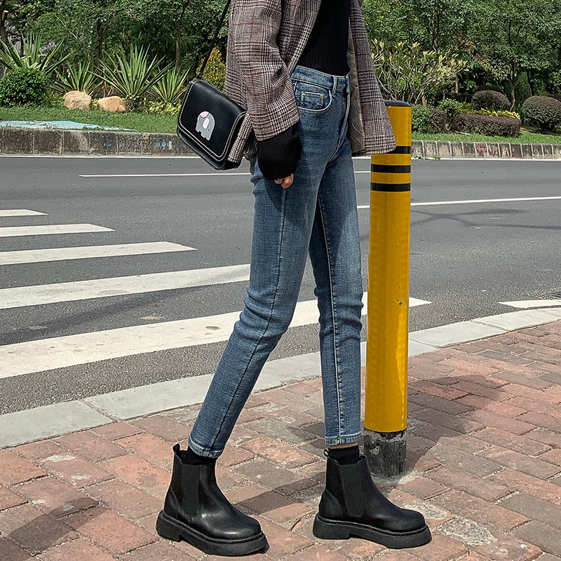 Jeans women's 2019 autumn new high-waisted Korean version elastic thin wild student nine-point small feet pencil pants