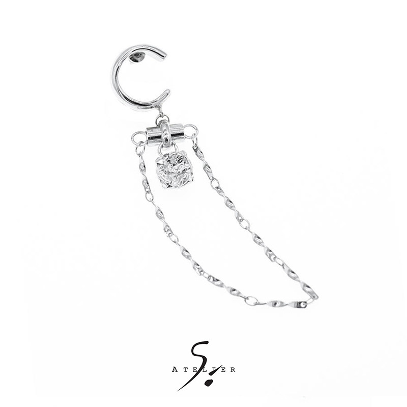 AtelierSo (officially authorized Lune crescent tassel earrings fashion personality style ins wind drop earrings