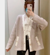 Xiaoxiangfeng V-neck cardigan tweed woven plaid metal button loose all-match casual milk taro coat