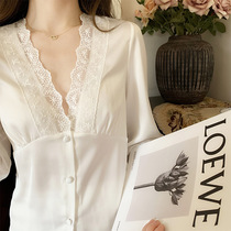 Skin and thin - Yuan temperament wind short sleeve spring and autumn silk high - sense lace lace lace lady V - collar French suit