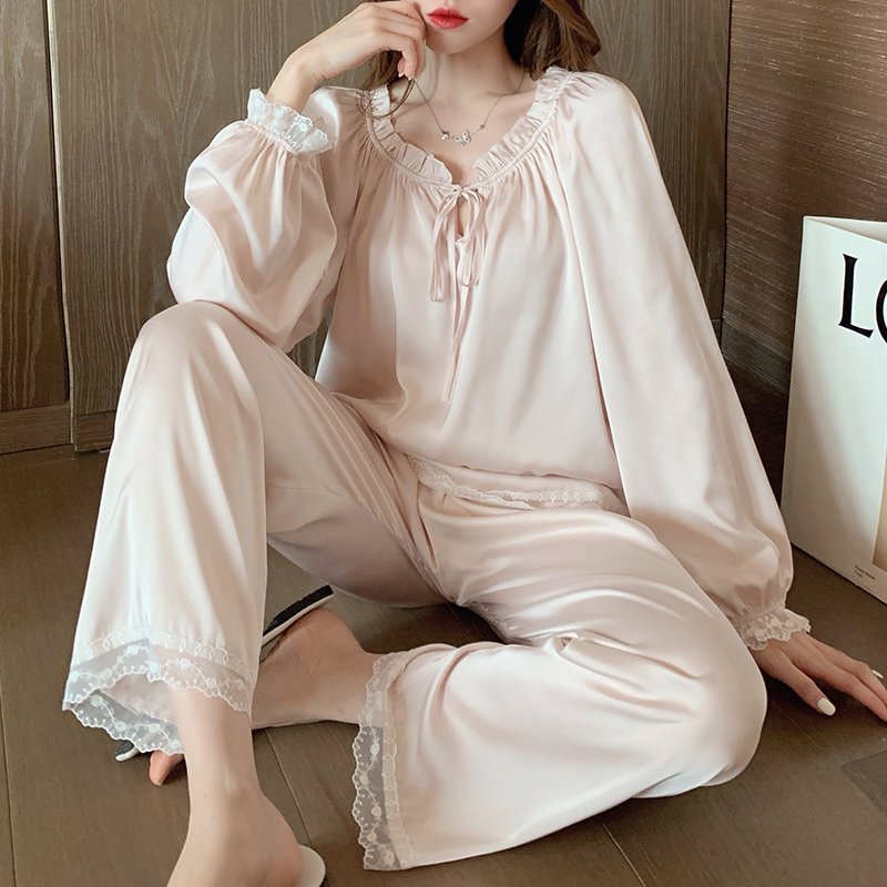 Not Bound ~ Atmospheric explicit white temperament true silk pyjamas woman thin princess wind long sleeve white loose home-Taobao