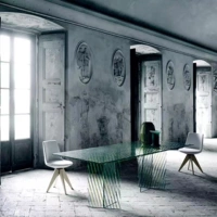 Итальянский импортный glas italia resconing stable прямоугольный полосатый стеклянный стол
