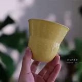 Саксорическая кафетерия Cafeteria японское писатель Hana Stone Compware лимонная желтая обеденная тарелка ручной работы. Новый продукт