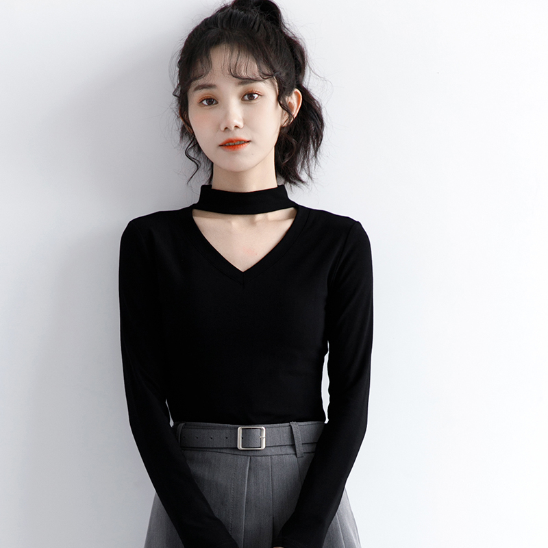 2026 Spring and Autumn New Hong Kong Style Black Halter Top for Women, Slim Fit, V-Neck, Long Sleeve T-Shirt, Versatile Base Shirt
