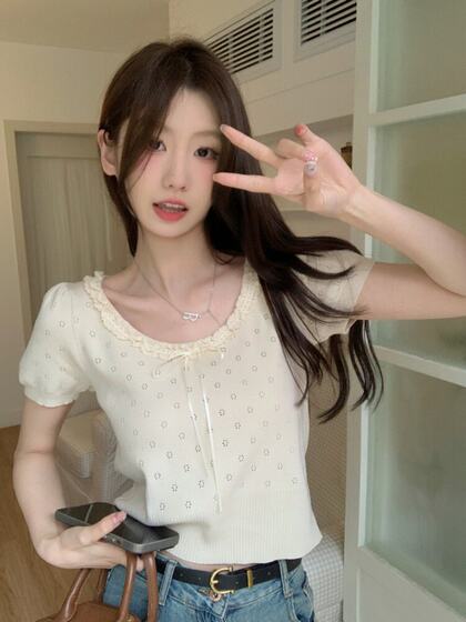 Beautiful Summer Bow-Knot French-Style Hollow-Out Ice Silk Knitted Short-Sleeve T-Shirt for Women with Lace Trim, Short Top