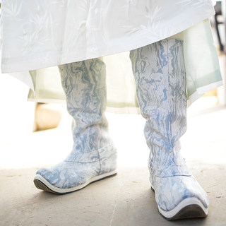 Botas de jabón con armadura de primavera qingfeng bordadas zapatos hanfu texturizados suelas de mil capas zapatos de disfraz antiguos hombres y mujeres zapatos con altura interior del mismo estilo