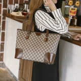 Вместительная и большая сумка через плечо, демисезонная сумка на одно плечо, Гонконг, из натуральной кожи