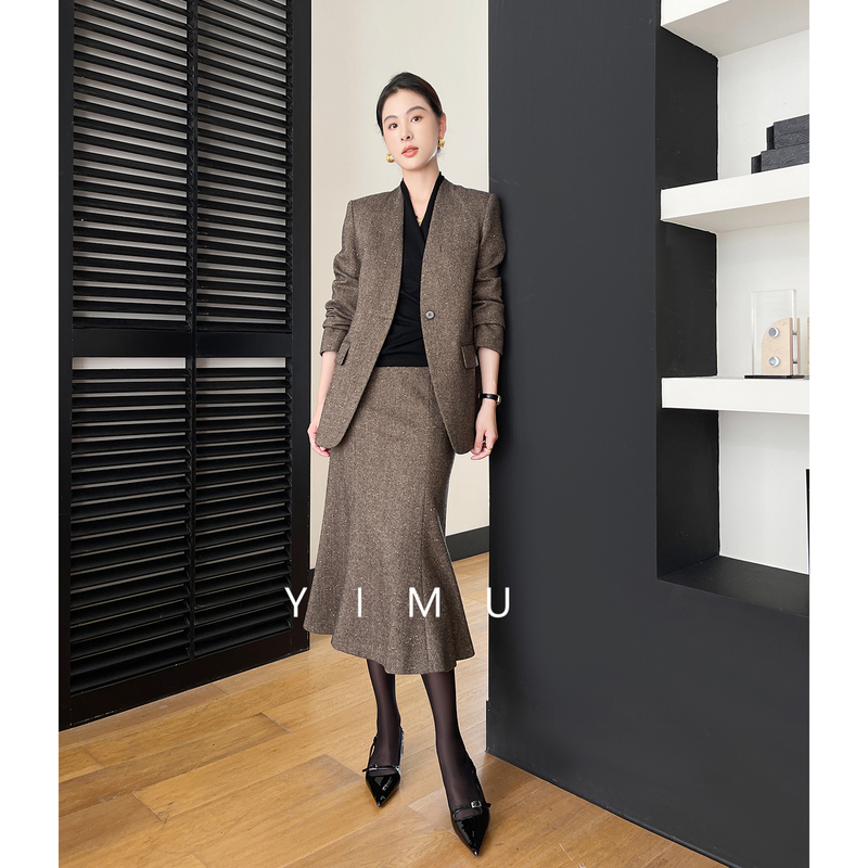 Light Luxury Brown Sequined Wool Suit Jacket for Women 2026 New High-End Elegant Woolen Jacket Early Spring