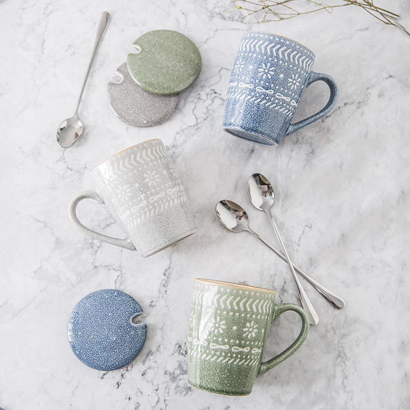 Nordic ceramic cups domestic large capacity mark cup with cover with a spoon, creative office coffee cup of water glass