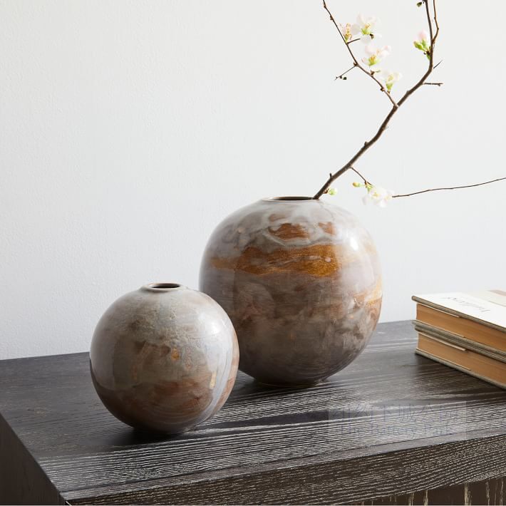 Spot New York Lower City Park Imports from Mountain Cloud Sea Mood Ceramic Circular Vase Pendulum Pieces 