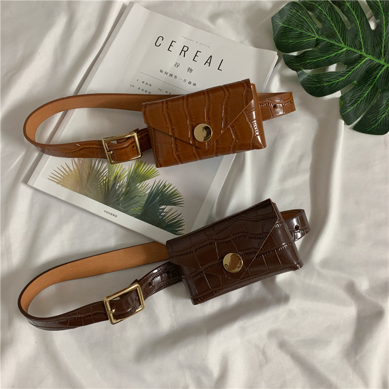 2020 Korean version ins Mini small pocket crocodile tattoo 100 lap trendy small bag with female recessed styled belt lady