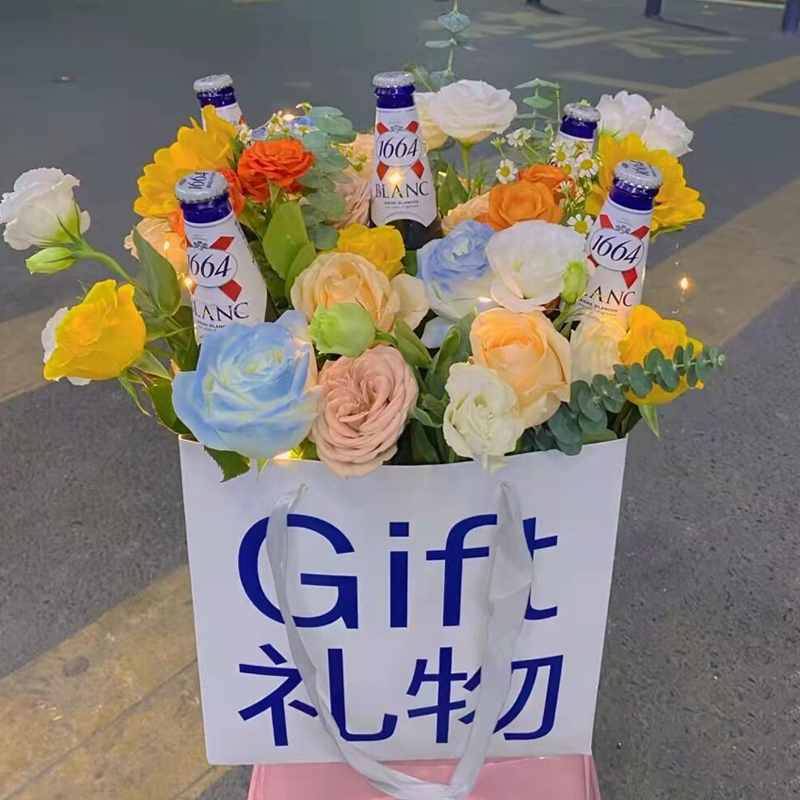 New large number of flowers Handbags square kraft Bags Bouquet Carry-on Box Bifacial Printed Gift Wrapping Bag