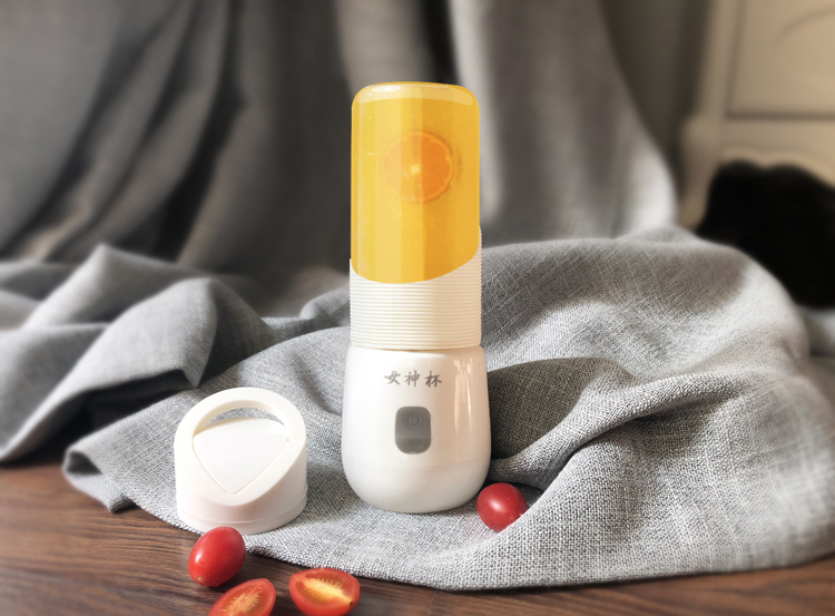 máy xay vitamix Có thể sạc lại máy ép trái cây điện mini nước trái cây ly sinh viên nhỏ ly nước trái cây đa chức năng máy xay mini cầm tay