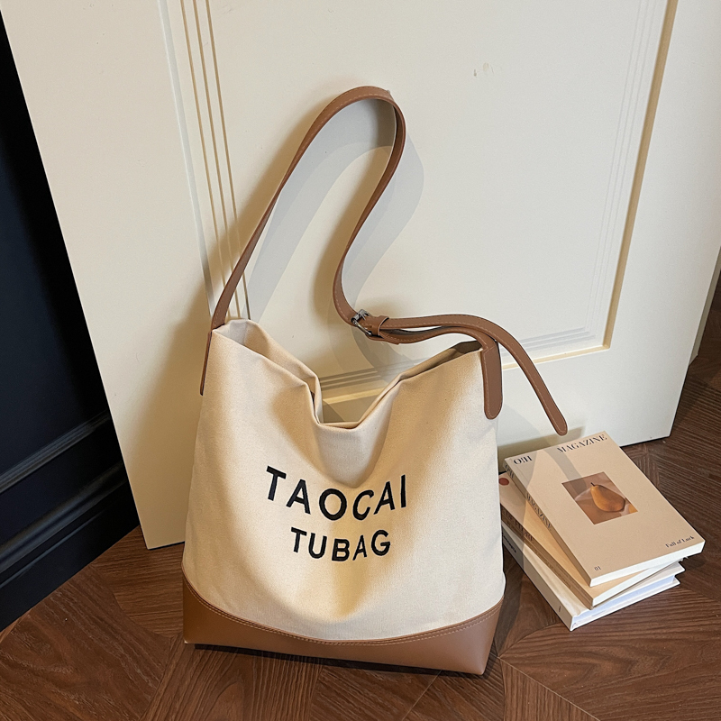 Original Large-Capacity Letter Canvas Bag for Women, 2026 New Model, Casual Simple Commuter Bag, Lightweight Tutoring Tote Bag Original Large-Capacity Letter Canvas Bag for Women, 2026 New Model, Casual Simple Commuter Bag, Lightweight Tutoring Tote Bag