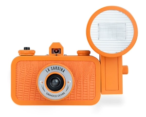 RICOH Ricoh KR-10X/XR-10 с зеленым объективом 50 мм/f1,7 P, версия 135, пленочная зеркальная камера