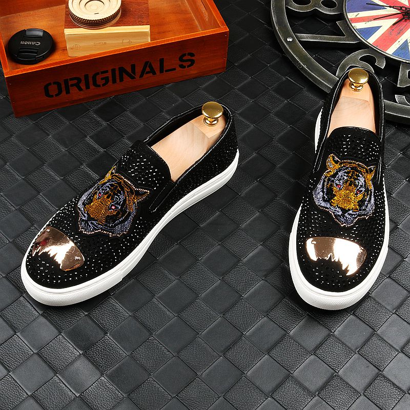 Hong Kong 2022 Tide Cards New Personality Lefu Shoes One Foot Pedal Casual Shoes Embroidery Sloth Water Drill Inside Heightening Men's Shoes