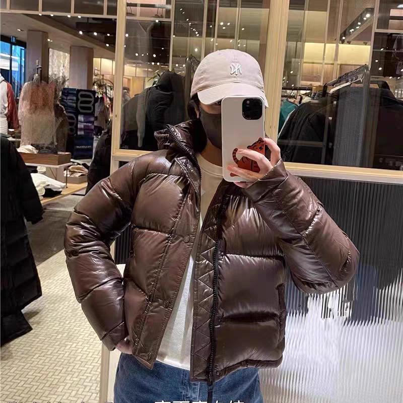 Canada's New Puff Goose down 4-Panel Glossy Short Puffer Jacket Warm Coat for Women, Heat-Retaining Canada's New Puff Goose down 4-Panel Glossy Short Puffer Jacket Warm Coat for Women, Heat-Retaining