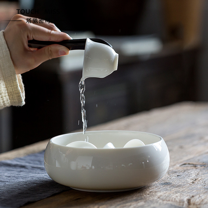 Touch Miss. Chinese sweet white glaze tea set washed pen large size light and luxurious tea machine to build water utilitt tea road accessories