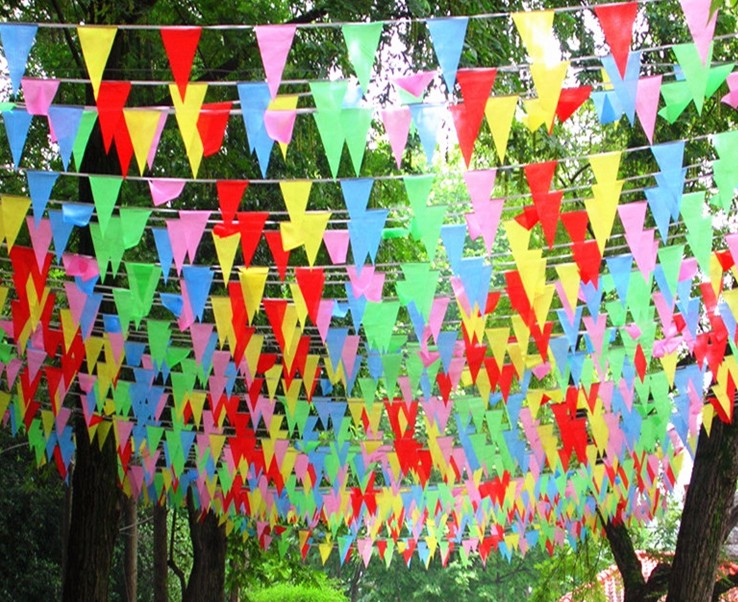 Small colored flags Triangle Flags flags Festive Decorations Wedding small flags Warning Strings of colorful banners The opening of colorful banners