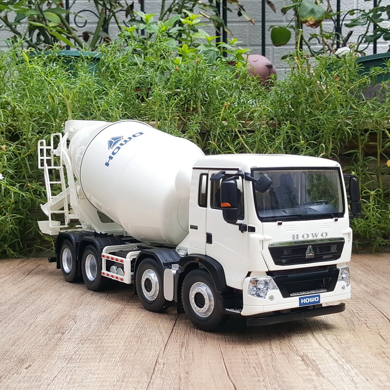Original Factory 1:24 China Heavy Duty Truck Howo Tx Shandeka Concrete Mixer Truck Alloy Truck Model