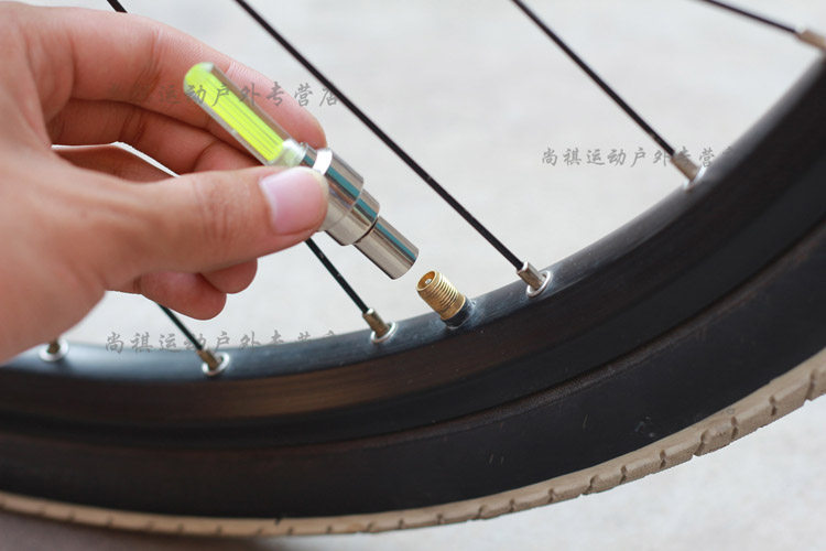 Eclairage pour vélo ROSWHEEL - feux de Valve - Ref 2401288 Image 12