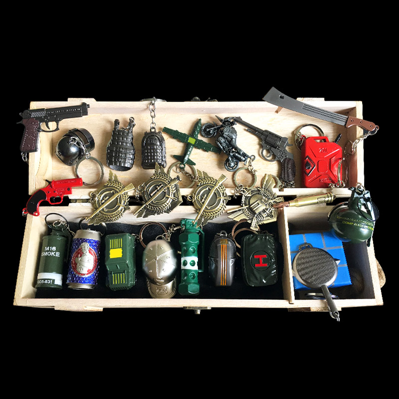 Eating chicken Jedi survival toy full set of equipment weapon model alloy AWM three-level head 98K keychain small pendant