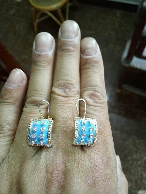 A return water drill earthen a pair of