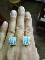 A pair of backflow rhinestone earrings