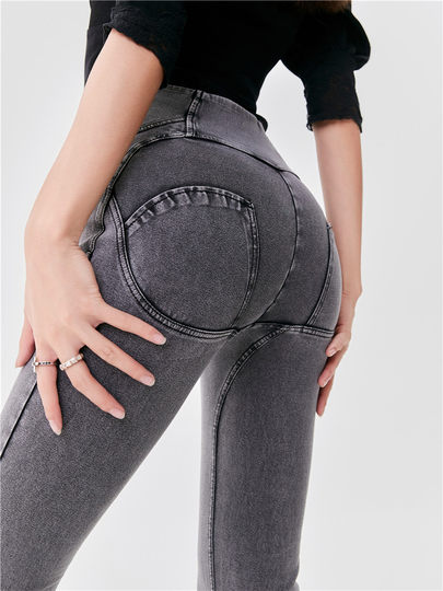 Peach Butt Jeans for Women, Slightly Flared, High-Waisted, 2025 Spring, Sexy, European and American Style, Smoky Gray, Slim Fit, Flared Long Pants