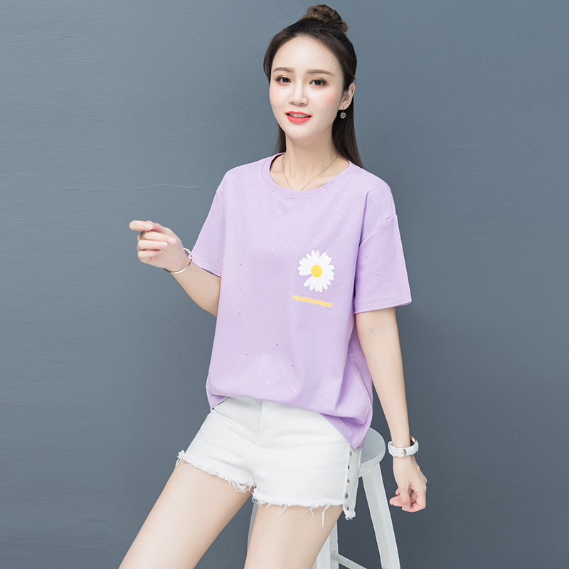 Ít Daisy 2020 Casual mới ngắn tay áo thun nữ Loose Hàn Quốc mùa hè thời trang ăn mặc nửa tay áo