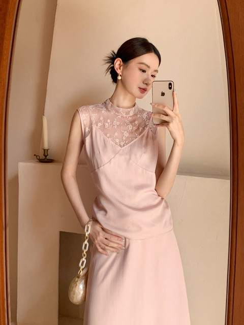 Xxning French Lace Patchwork Vest and Skirt Set for Women, Autumn Gentle Style, High-End and Elegant Two-Piece Set