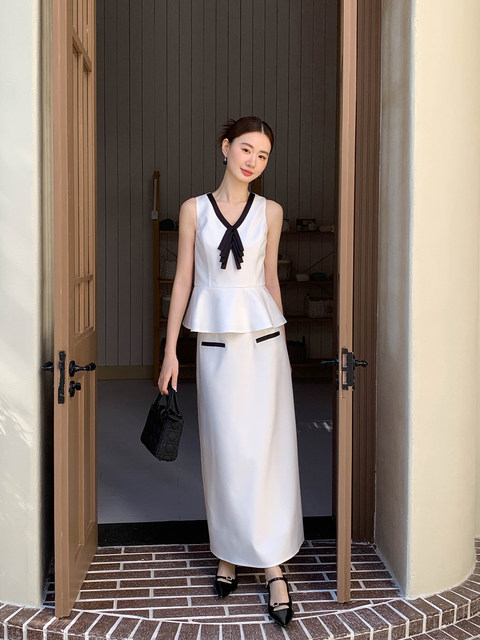 Xxning French-Style Contrasting Color Bow Tie Vest and Skirt Set for Women 2025 New Elegant and Stylish Two-Piece Set