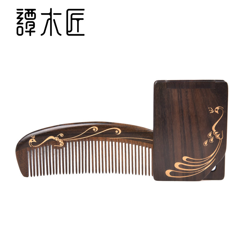 Carpenter Tan Que Ling's comb mirror gift box set is suitable for long hair fluffy massage and scalp meridian maintenance. It can be customized.