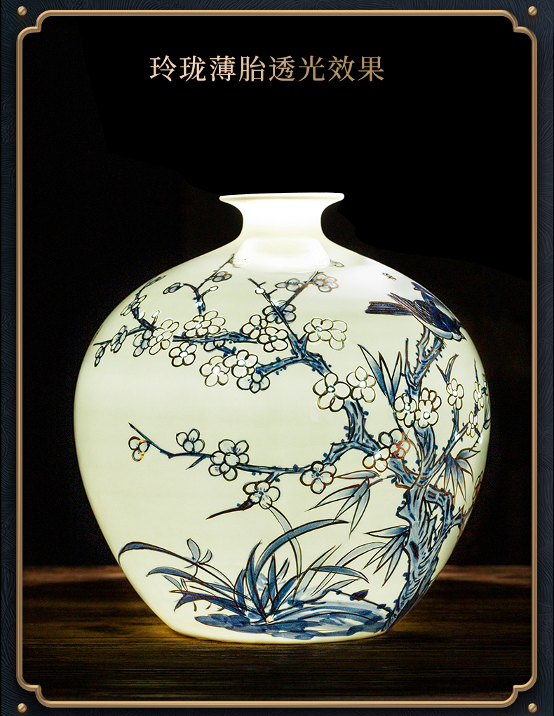 Jingdezhen ceramics vase hand - made paint pomegranate bottles of furnishing articles new Chinese flower arranging rich ancient frame sitting room adornment