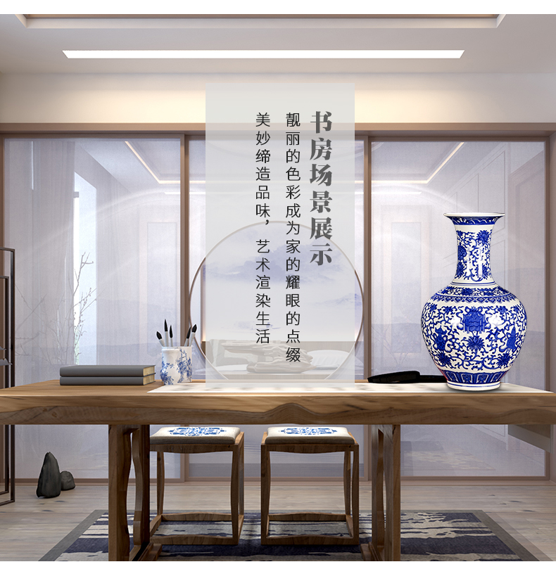 Blue and white porcelain vase of jingdezhen ceramics furnishing articles sitting room adornment rich ancient frame decoration of the new Chinese style household flower arrangement