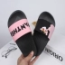 Đôi dép lê màu hồng nghịch ngợm sandal nữ bitis Dép