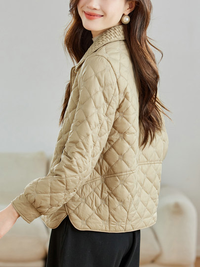 Quilted Early Winter Jacket 2025 New Autumn and Winter Lightweight Chanel-Style Fashionable Lapel Lightweight Cotton Coat, Stylish and Super Pretty