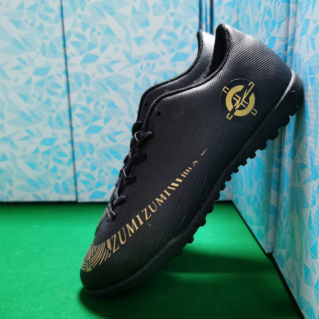 Ronaldo Messi assassin football shoes men's long nails ag broken nails TF boysteens women students black and white training shoes