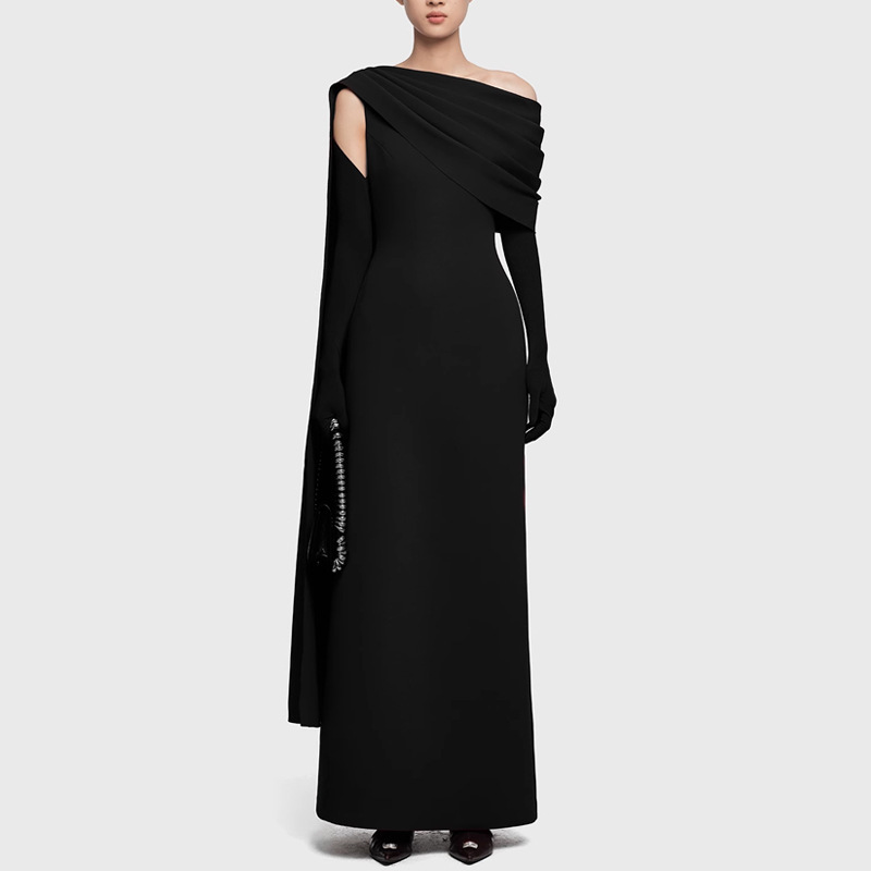 Black High-End Banquet Design Dress for Women 2026 Early Spring Solid Color Knitted Slim-Fit Asymmetrical Pleated Long Dress
