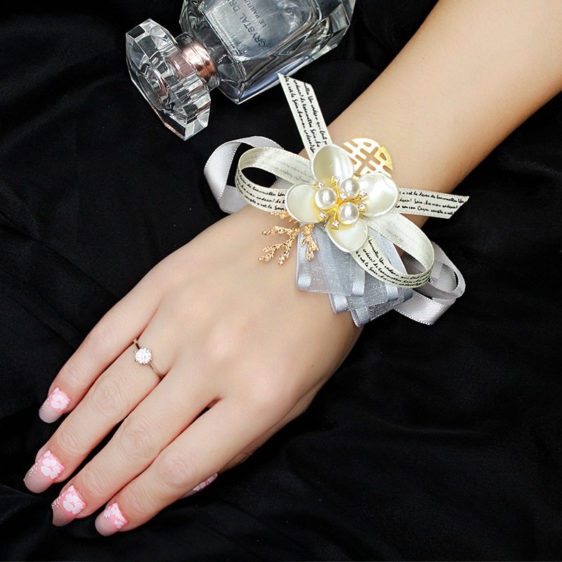 Bridesmaid's wrist flowers and sisters Handflowers Bride Mori Department Little Qing Wedding Wedding Hand Ring Flower Han-style Eurostyle Superfairy accessories