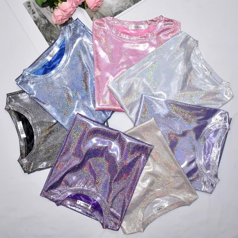 Summer Performance Clothing, Loose and Versatile, Stylish and Slimming T-Shirt for Female Students, Trendy, Colorful, Shiny and Reflective Dance Clothing