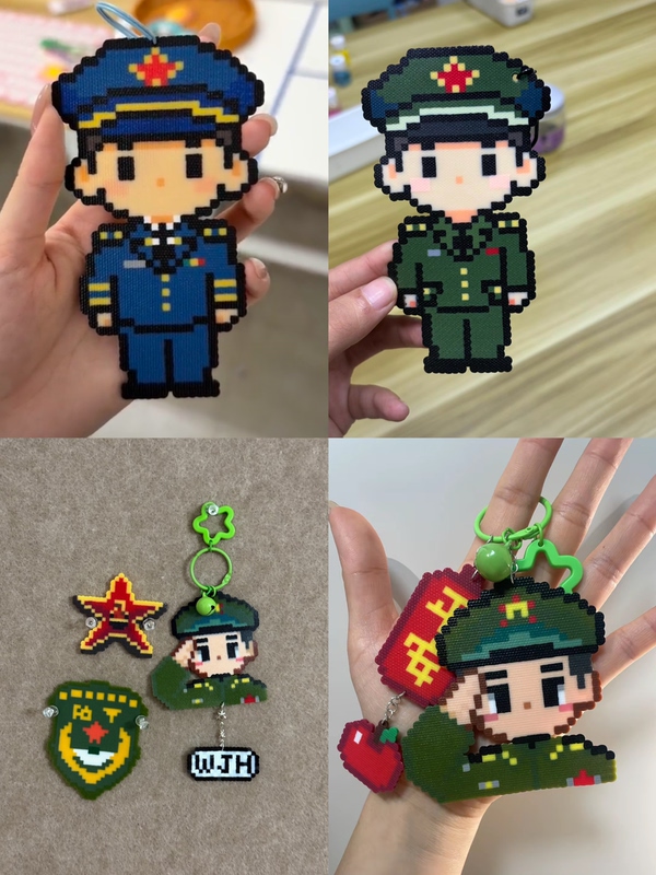 Finished Bead Art Pendant for Military Personnel and Police, Cute Cartoon-Themed Bead Art Keychain, Gift for Best Friends and Couples Finished Bead Art Pendant for Military Personnel and Police, Cute Cartoon-Themed Bead Art Keychain, Gift for Best Friends and Couples