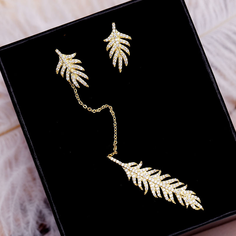 Asymmetric Golden Feather & Earringrecommend    Same   925 silver needle   dinosaur   snake   crocodile   honeybee   eye   Earrings   Ear Studs   Ear clip